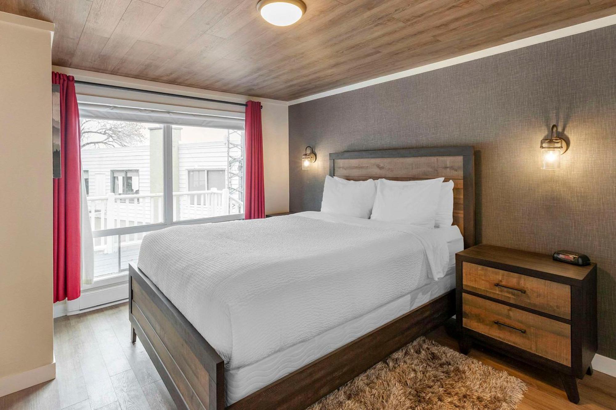 Bayview Wildwood Resort, Ascend Hotel Collection Severn Bagian luar foto